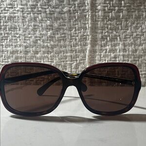 Authentic Chanel Havana and red Sunglasses 5319-A c.1518/S7